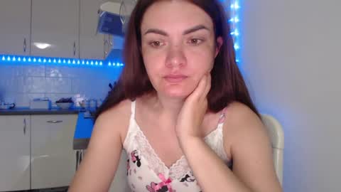 Snapshot of _hidden_frommymoom_ chatting on July 2026 08:01:02 AM Criss4u online show from July 2026 08:01:02 AM