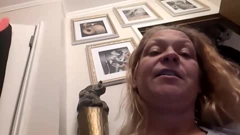 Snapshot of _hitgirly_ chatting on March 2026 12:18:01 PM _hitgirly_ online show from March 2026 12:18:01 PM