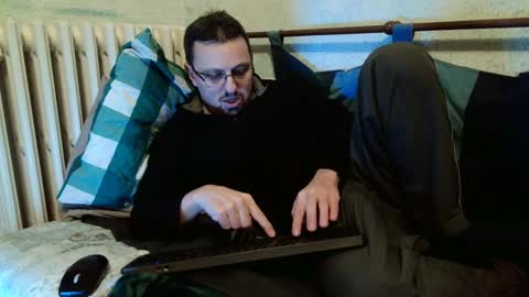 Snapshot of _horny___boy_ chatting on December 2024 10:51:02 PM Manuel online show from December 2024 10:51:02 PM