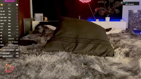 _horny_makima_ online show from February 2025 03:56:02 PM