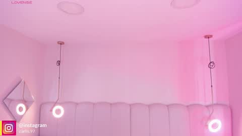 Snapshot of _huge_boobs_ebony chatting on December 2025 06:34:01 PM Darlis online show from December 2025 06:34:01 PM