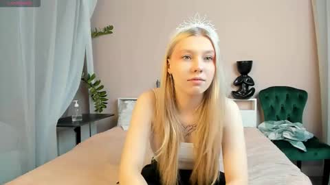 Snapshot of _innocent_soul_ chatting on November 2025 06:57:01 AM Daisy online show from November 2025 06:57:01 AM