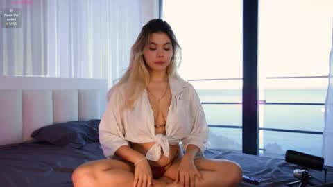 Snapshot of _iowaa_ chatting on December 2025 07:28:01 AM Maria online show from December 2025 07:28:01 AM