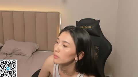 _iris_on_cam_ online show from July 2026 04:21:01 PM