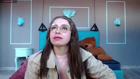 Isa online show from September 2025 12:07:02 PM