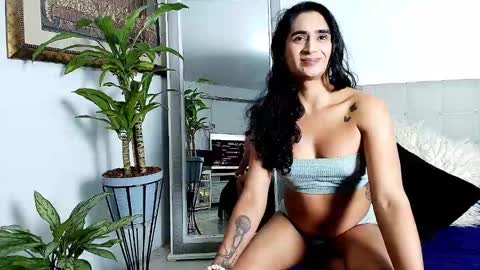 Snapshot of _jade_2 chatting on March 2025 11:38:01 PM Jade online show from March 2025 11:38:01 PM