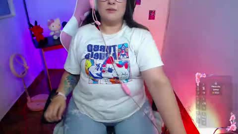 _jadee_p_ online show from September 2025 02:44:01 AM