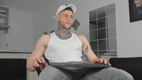 jeison online show from December 2024 10:13:01 PM