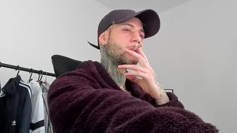 jeison online show from October 2025 12:56:01 PM