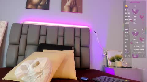 Snapshot of _jasmine_blush chatting on September 2025 12:51:01 PM Jasmine online show from September 2025 12:51:01 PM