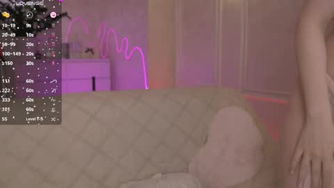 Snapshot of _jenniferr_ chatting on May 2026 09:17:02 AM Jennifer online show from May 2026 09:17:02 AM
