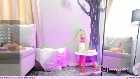 Snapshot of _jireh33_ chatting on May 2026 05:41:02 PM online show from May 2026 05:41:02 PM