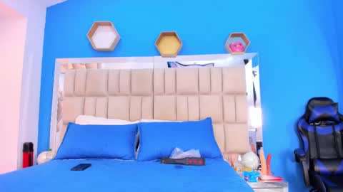 Snapshot of _johnson_alana chatting on September 2025 12:32:01 PM _johnson_alana online show from September 2025 12:32:01 PM