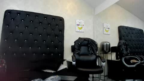 _johnson_alana online show from April 2026 11:58:01 AM