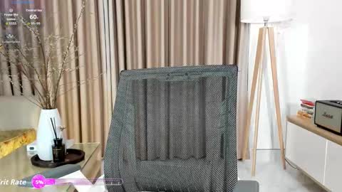 _joliie_ online show from February 2026 04:07:02 PM