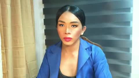 _karie_ online show from November 2025 05:40:02 AM