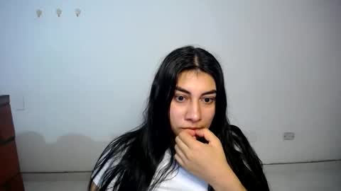 kateryn online show from April 2026 11:03:01 PM