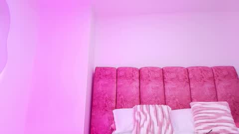 Snapshot of _kendall_07 chatting on November 2025 11:53:02 AM Kendall online show from November 2025 11:53:02 AM