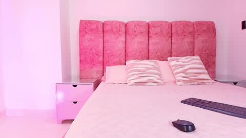 Snapshot of _kendall_07 chatting on November 2025 11:54:02 AM Kendall online show from November 2025 11:54:02 AM