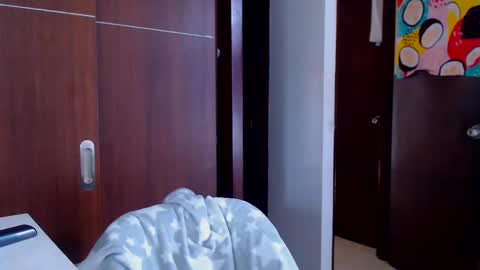  Dani  online show from February 2025 05:37:01 PM