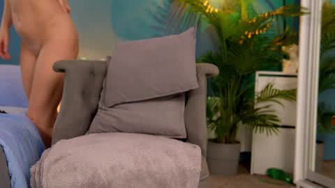 FANSLY ---   anal in private 700 tokens online show from March 2025 06:59:02 AM