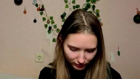 _kikiclark_ online show from January 2026 08:51:02 PM