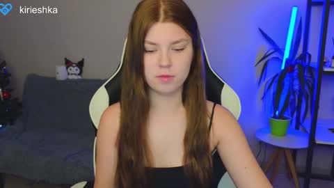 Snapshot of _kirieshka chatting on December 2024 01:10:02 PM Molly Emily online show from December 2024 01:10:02 PM