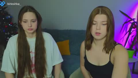 Snapshot of _kirieshka chatting on January 2025 11:21:02 AM Molly Emily online show from January 2025 11:21:02 AM