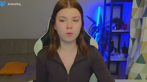 Snapshot of _kirieshka chatting on January 2025 06:16:01 PM Molly Emily online show from January 2025 06:16:01 PM