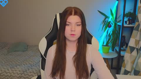 Snapshot of _kirieshka chatting on January 2025 01:46:01 PM Molly Emily online show from January 2025 01:46:01 PM