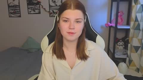 Snapshot of _kirieshka chatting on March 2025 12:09:02 PM Molly Emily online show from March 2025 12:09:02 PM