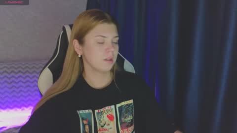 Snapshot of _kirieshka chatting on September 2025 06:52:02 PM Molly Emily online show from September 2025 06:52:02 PM