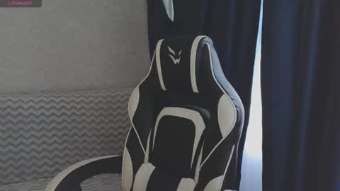 Snapshot of _kirieshka chatting on September 2025 07:44:02 AM Molly Emily online show from September 2025 07:44:02 AM