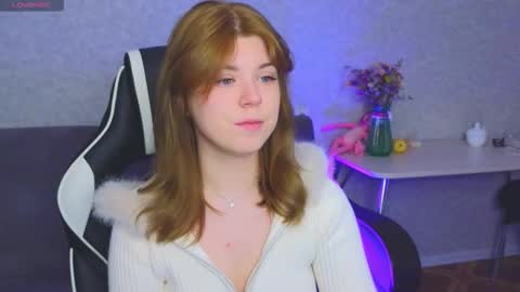 Snapshot of _kirieshka chatting on November 2025 02:50:02 PM Molly Emily online show from November 2025 02:50:02 PM