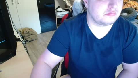 Snapshot of _kitsu_ chatting on June 2026 06:04:02 AM _kitsu_ online show from June 2026 06:04:02 AM