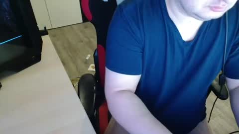 Snapshot of _kitsu_ chatting on July 2026 07:10:01 AM _kitsu_ online show from July 2026 07:10:01 AM