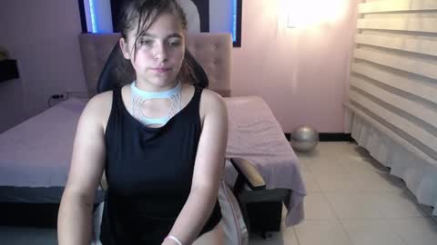 Snapshot of _kitten_1 chatting on January 2025 03:29:01 PM _kitten_1 online show from January 2025 03:29:01 PM