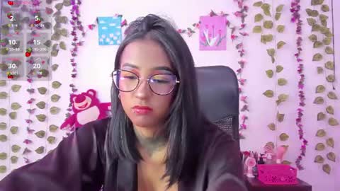 Snapshot of _kitty_moon2 chatting on June 2026 09:16:02 PM Stefany online show from June 2026 09:16:02 PM