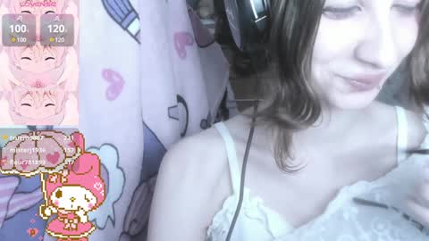  kuro  online show from December 2024 09:08:02 PM