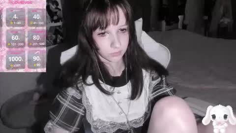  kuro  online show from February 2026 07:42:02 AM