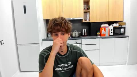 Kurt online show from September 2025 06:40:01 PM