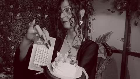 Snapshot of _lady_luna_ chatting on December 2024 03:58:02 AM Lady Luna online show from December 2024 03:58:02 AM