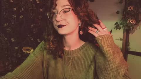 Snapshot of _lady_luna_ chatting on January 2025 01:56:02 AM Lady Luna online show from January 2025 01:56:02 AM