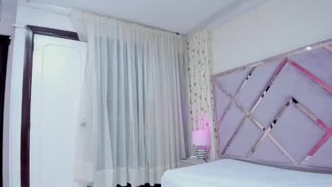 Snapshot of _lanna_jhonson_ chatting on December 2024 01:07:01 AM Lanna online show from December 2024 01:07:01 AM