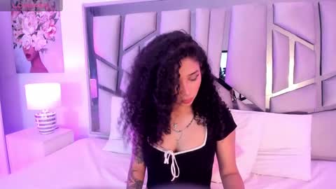 Snapshot of _lanna_jhonson_ chatting on January 2025 11:22:02 AM Lanna online show from January 2025 11:22:02 AM