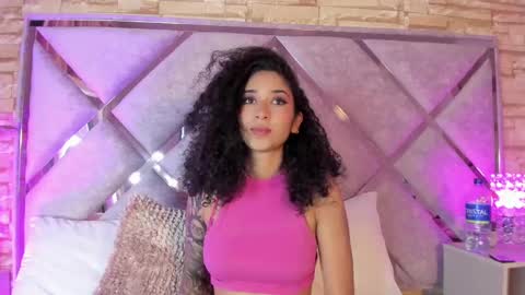 Snapshot of _lanna_jhonson_ chatting on September 2025 04:01:01 AM Lanna online show from September 2025 04:01:01 AM