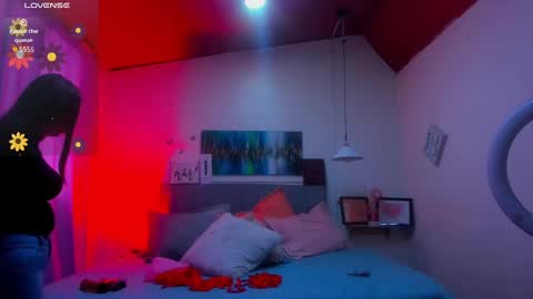 Snapshot of _lara1 chatting on October 2025 06:57:02 PM paulina online show from October 2025 06:57:02 PM