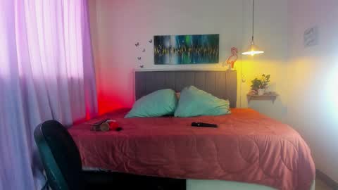 paulina  online show from February 2026 05:11:01 PM