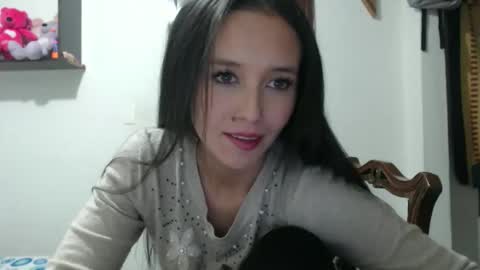 Snapshot of _laureneyes chatting on December 2025 05:26:01 AM Lauren 3 online show from December 2025 05:26:01 AM