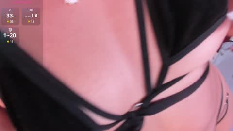 Snapshot of _lili_rose chatting on December 2024 10:58:02 PM Lili online show from December 2024 10:58:02 PM